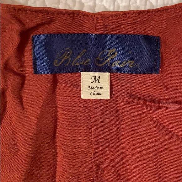 Top - Picture 2 of 2